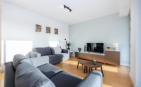 Casa Vermelha Lagos